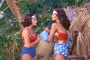 Wonder Woman and Wonder Girl have a plan!